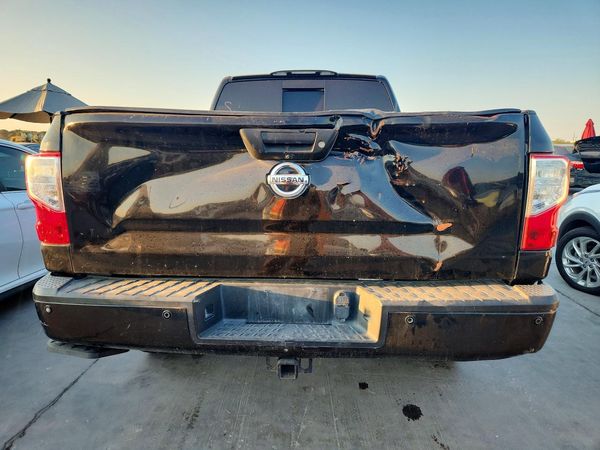 2018 NISSAN TITAN — DIRR