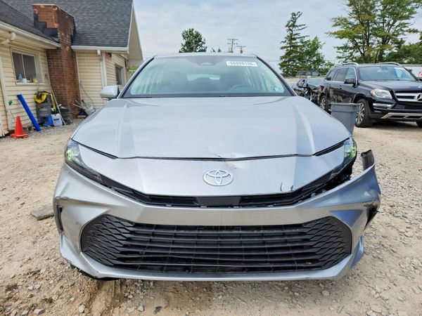 2026 TOYOTA CAMRY