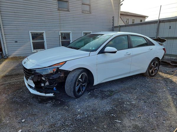 2023 HYUNDAI ELANTRA