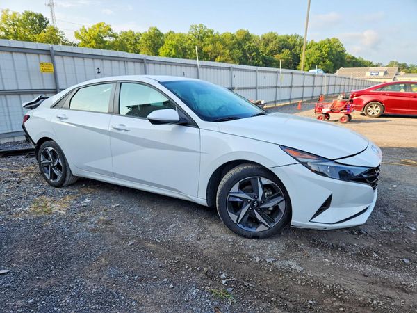2023 HYUNDAI ELANTRA SEL w/Convenience Pkg