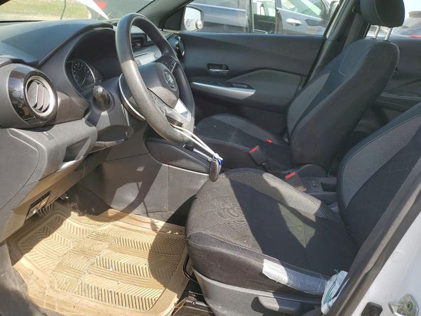 2019 NISSAN KICKS