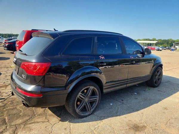 2015 AUDI Q7