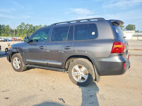 2015 TOYOTA LAND CRUISER