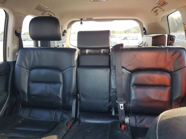 2015 TOYOTA LAND CRUISER
