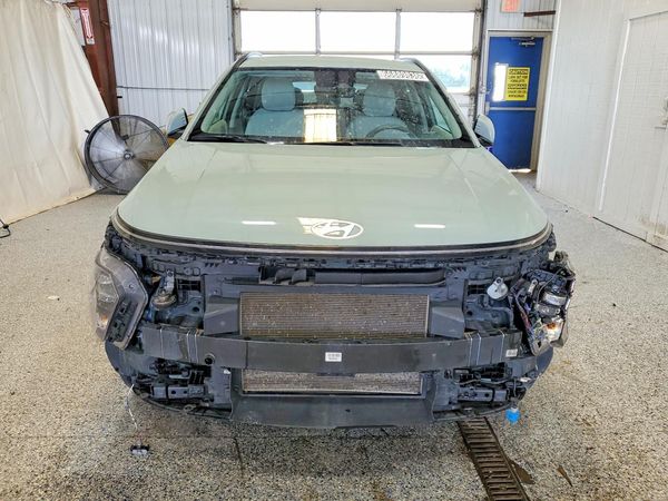 2024 HYUNDAI KONA SE