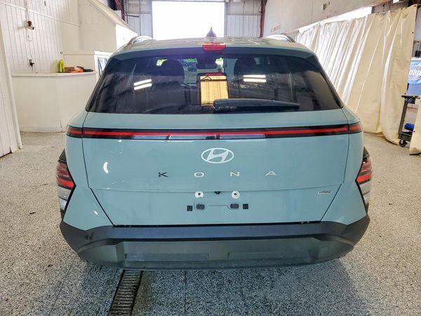 2024 HYUNDAI KONA SE