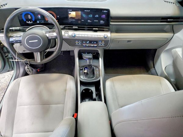 2024 HYUNDAI KONA SE