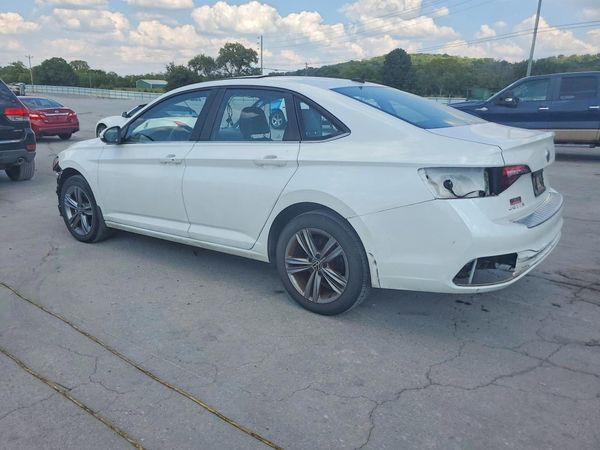 2023 VOLKSWAGEN JETTA SE w/ Sunroof