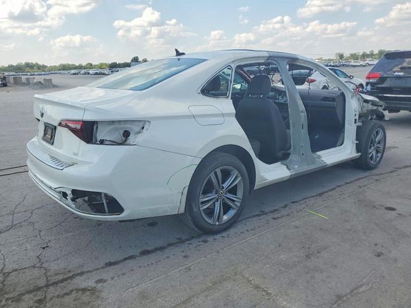 2023 VOLKSWAGEN JETTA SE w/ Sunroof