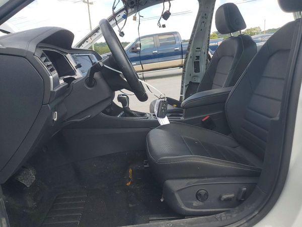 2023 VOLKSWAGEN JETTA SE w/ Sunroof