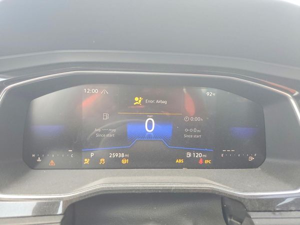 2023 VOLKSWAGEN JETTA SE w/ Sunroof