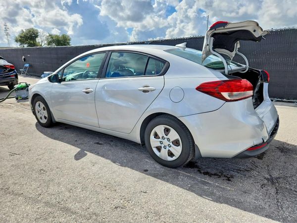 2018 KIA FORTE LX Pop,S,EX
