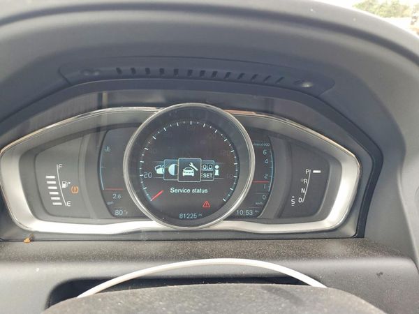 2015 VOLVO XC60