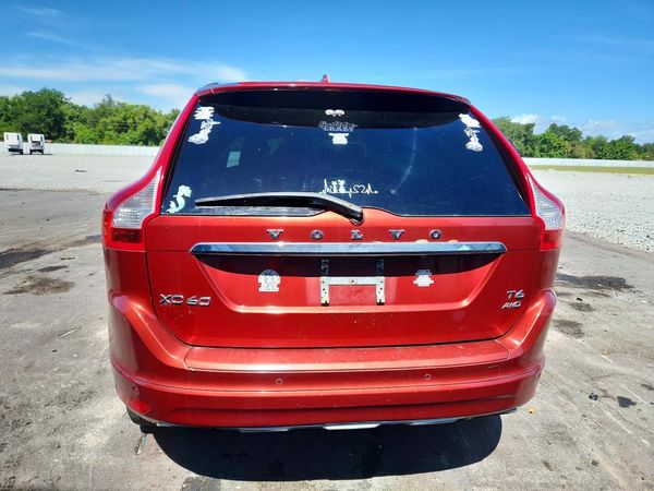 2014 VOLVO XC60