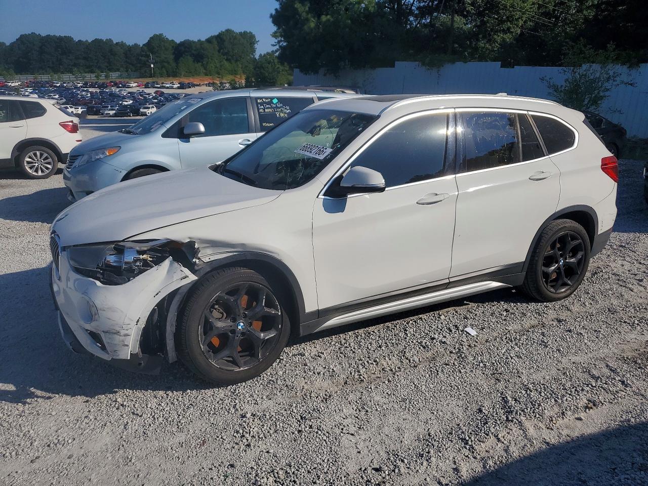 2018 BMW X1 sDrive28i — Front 3/4