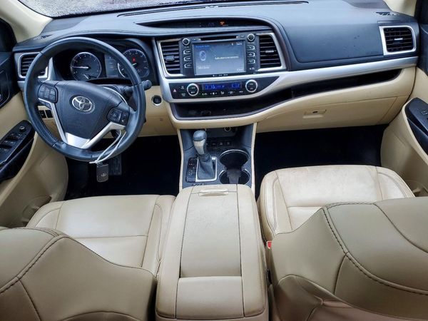 2016 TOYOTA HIGHLANDER Base/Hybrid