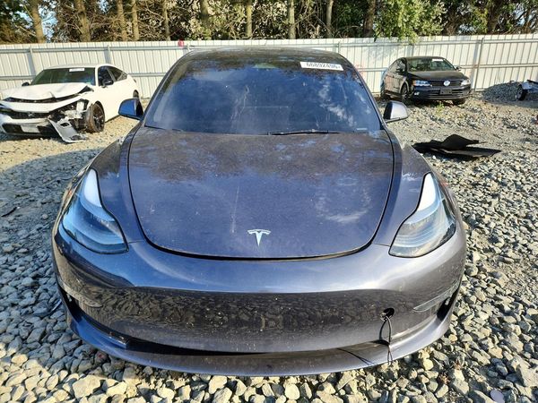 2023 TESLA 3