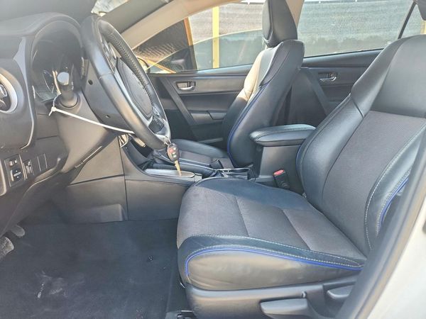 2017 TOYOTA COROLLA