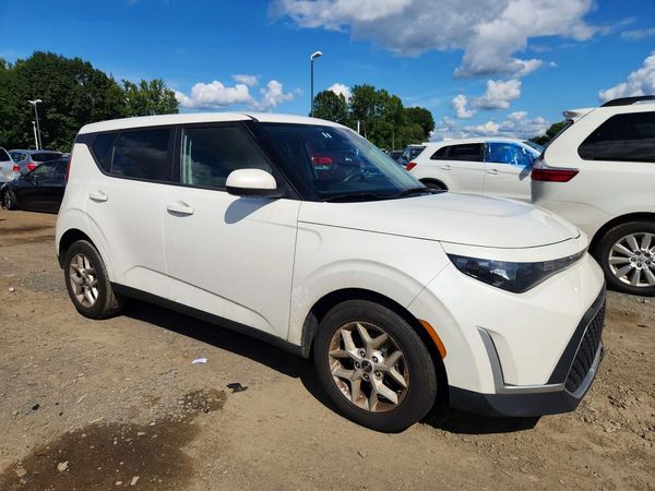 2025 KIA SOUL LX, S