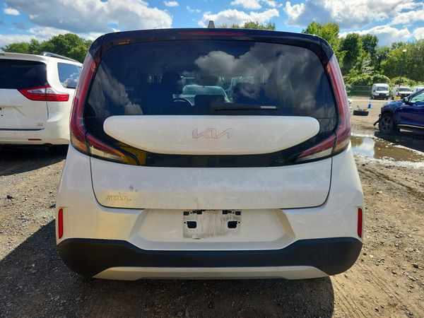 2025 KIA SOUL LX, S