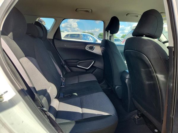 2025 KIA SOUL LX, S