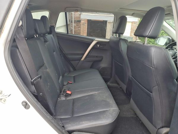 2014 TOYOTA RAV4 High