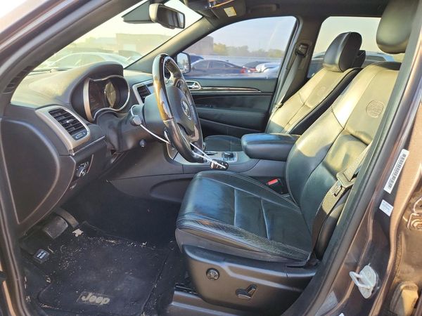 2014 JEEP CHEROKEE Overland — DENT