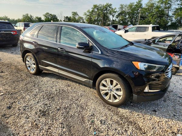 2022 FORD EDGE Titanium — Passenger 3/4