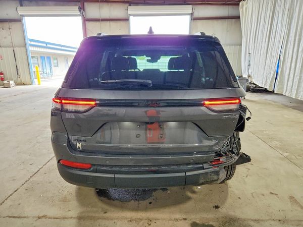 2024 JEEP GRAND CHEROKEE