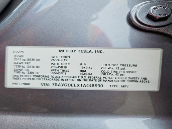 2026 TESLA MODEL Y