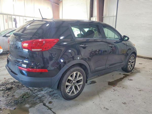 2015 KIA SPORTAGE GL - Middle-low