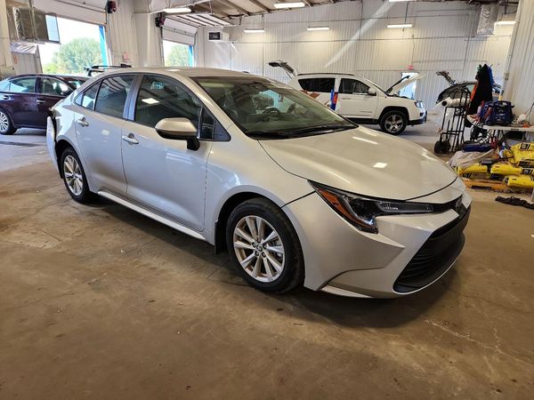 2026 TOYOTA COROLLA