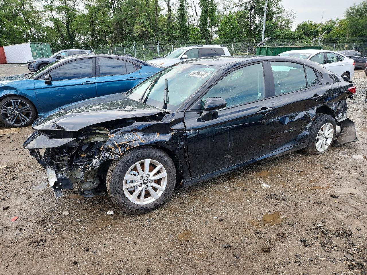 2026 TOYOTA CAMRY — Front 3/4