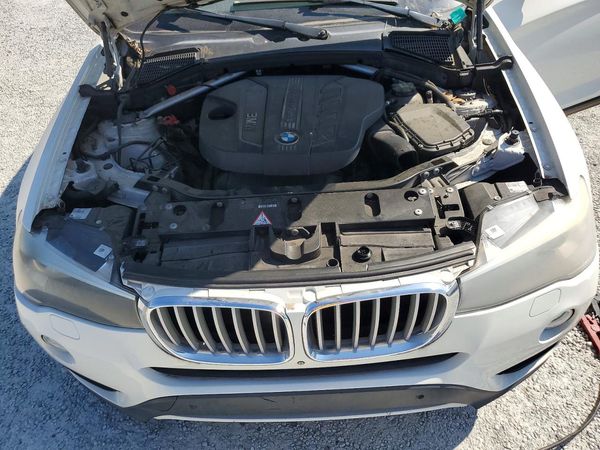 2016 BMW X3 xDrive28d — Engine bay