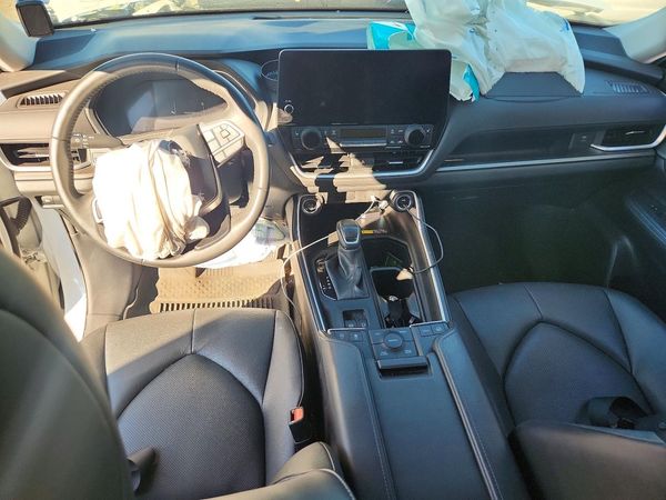 2024 TOYOTA GRAND HIGHLANDER