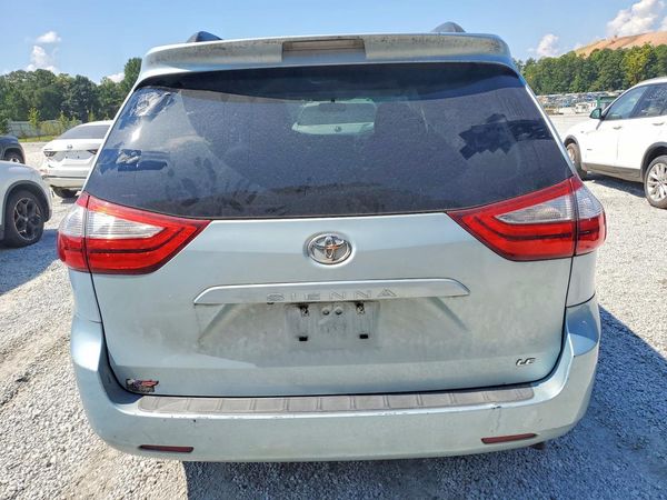 2015 TOYOTA SIENNA