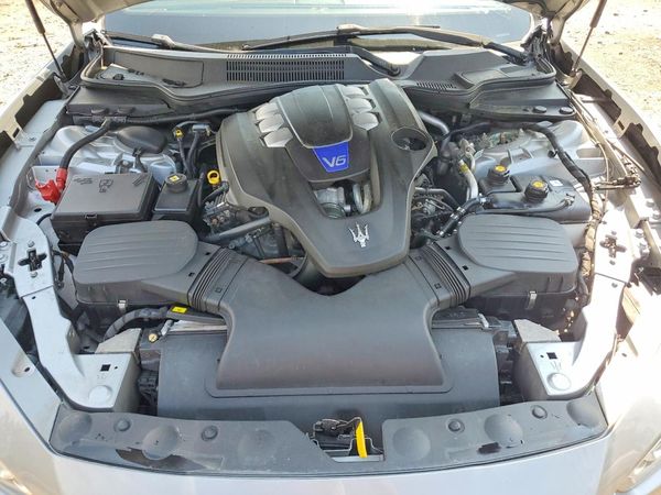2014 MASERATI ALL OTHER — Engine bay