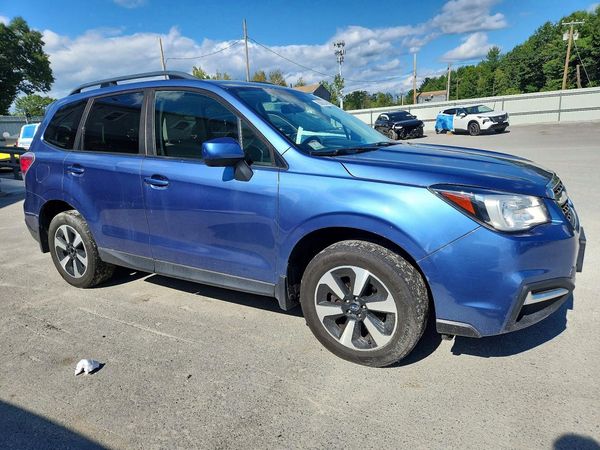 2018 SUBARU FORESTER Premium+ES