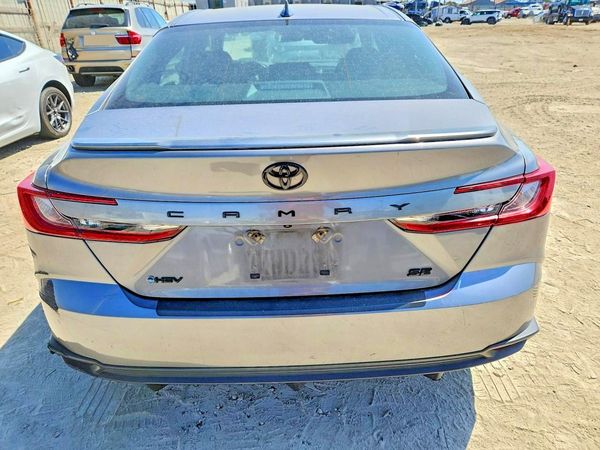 2025 TOYOTA CAMRY