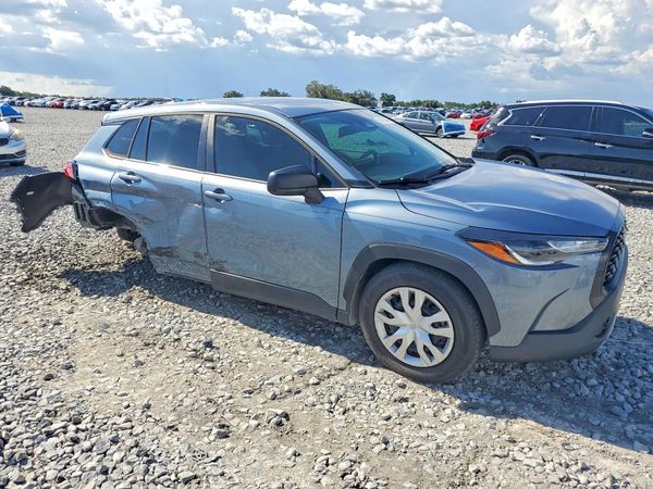 2023 TOYOTA COROLLA CROSS L