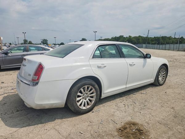 2013 CHRYSLER 300