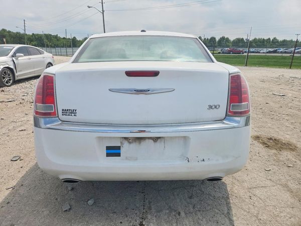 2013 CHRYSLER 300