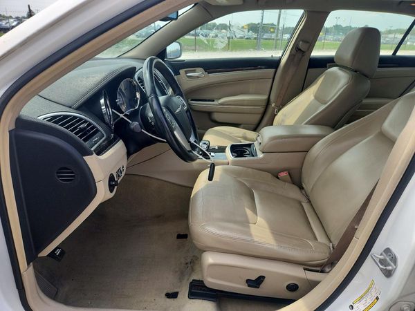 2013 CHRYSLER 300