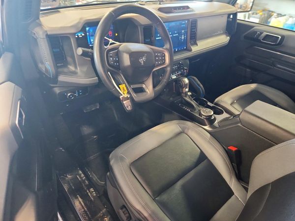 2024 FORD BRONCO Black Diamond
