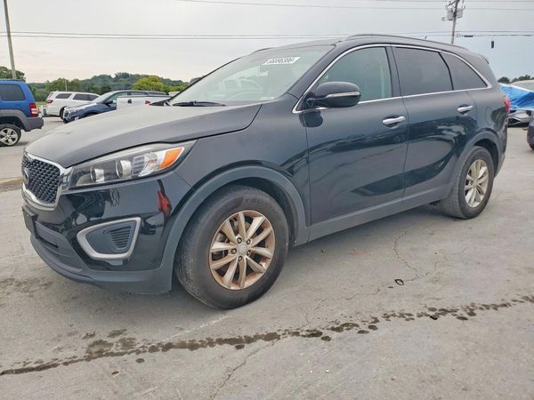 2017 KIA SORENTO L, LX — Front 3/4