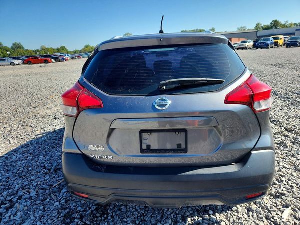 2018 NISSAN KICKS