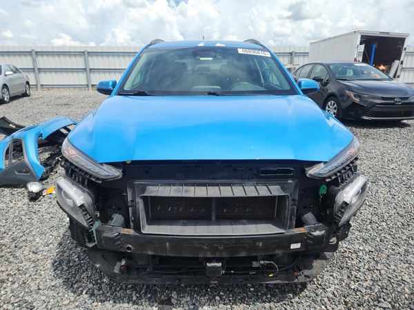 2018 HYUNDAI KONA SEL with Tech Pkg