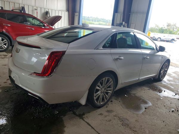 2018 CADILLAC XTS