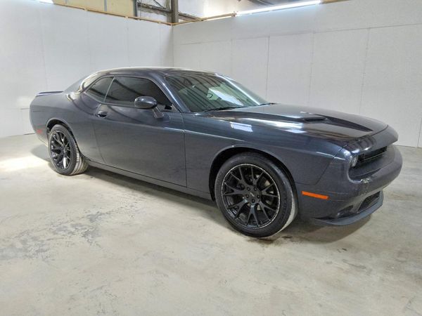 2019 DODGE CHALLENGER SXT
