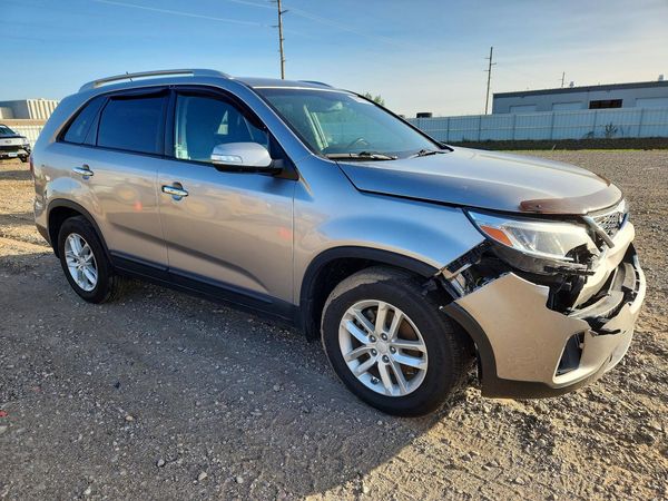 2015 KIA SORENTO GL